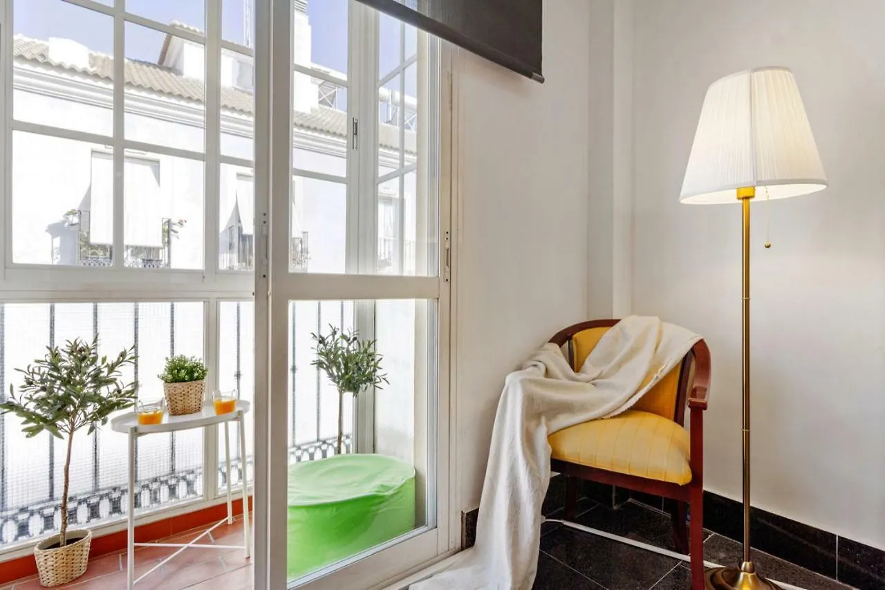 Spacious Centre Apartment In Malaga
